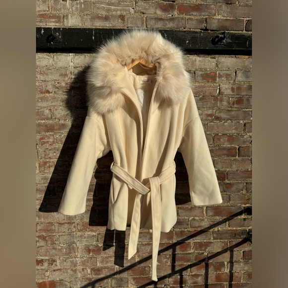 Off White Winter Belted 3/4 Length Coat With Fur Hood M - Picture 4 of 9